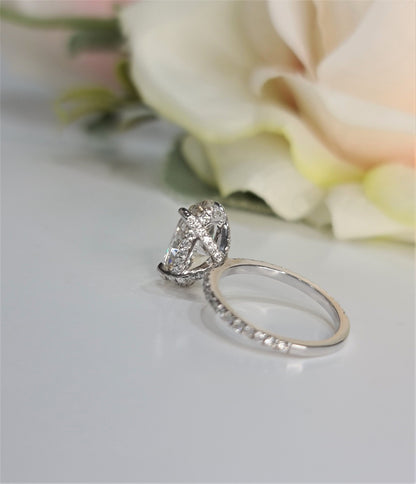 3.0 CT Oval Hidden Halo CVD G/VS1 Diamond Engagement Ring